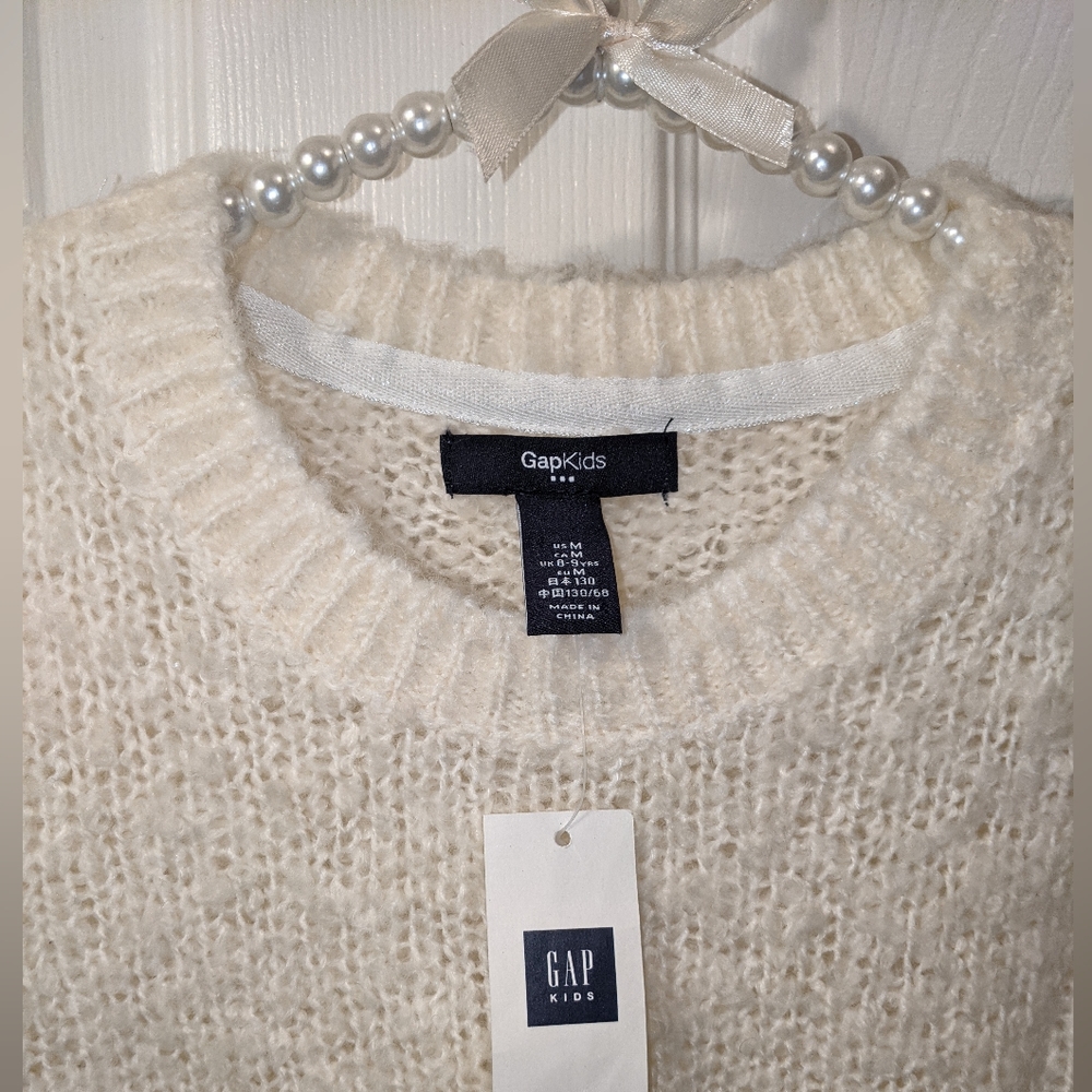 GAP Girls Size M (8-9) Cream/Off White Sweater, brand new! - Picture 2 of 6